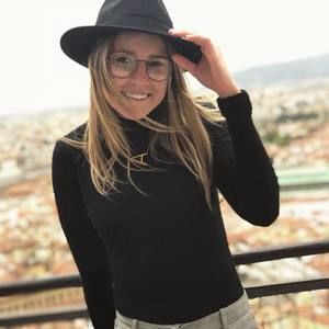 Meet your Posher, Alyssa